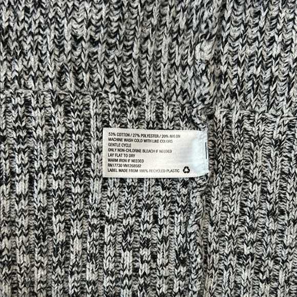 Women's Gray Knit Sweater - Picture 6 of 7